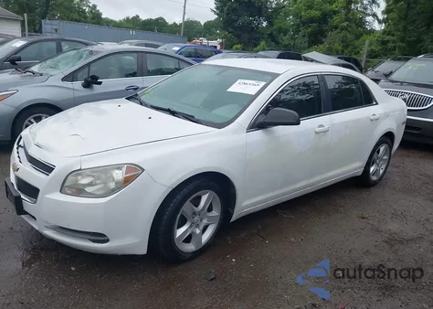 2010 Chevrolet Malibu Ls z USA, uszkodzony, nr VIN 1G1ZA5E01AF164472